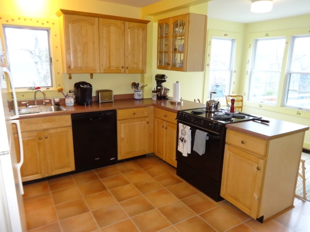 Image of Property Number 019