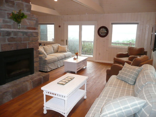 Image of Property Number 153