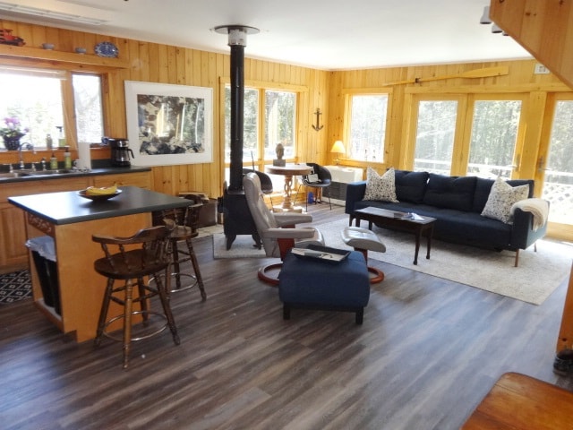 Image of Property Number 285