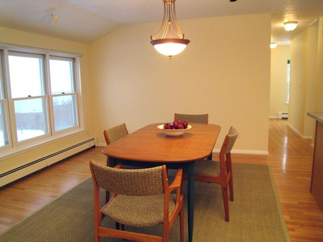 Image of Property Number 306
