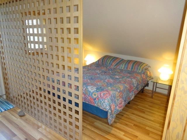 Image of Property Number 574