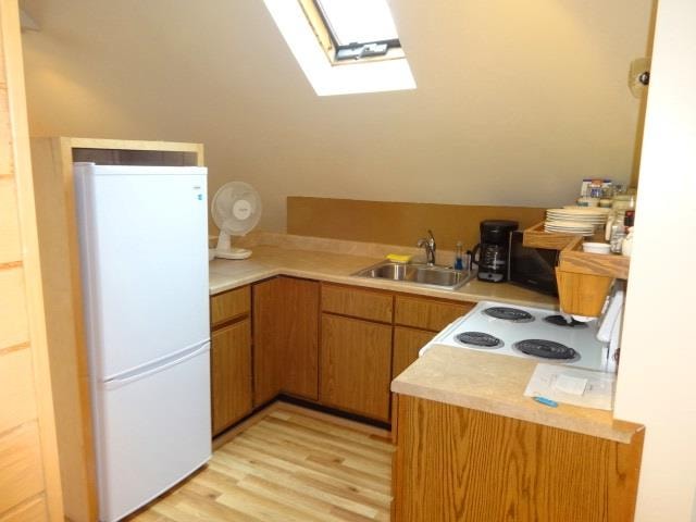 Image of Property Number 574