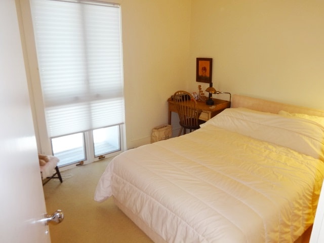 Image of Property Number 663