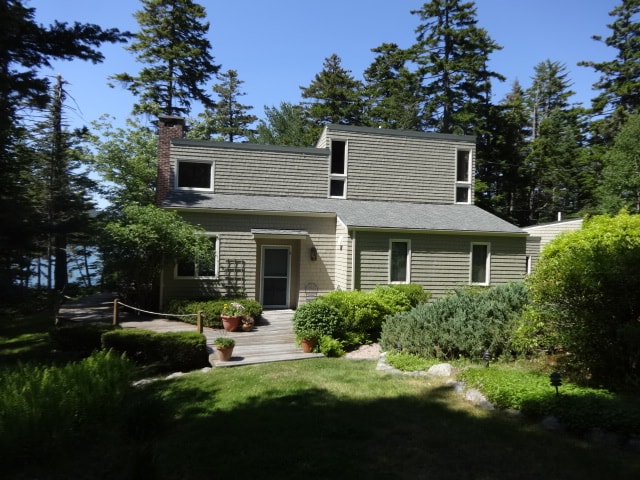 Image of Property Number 766