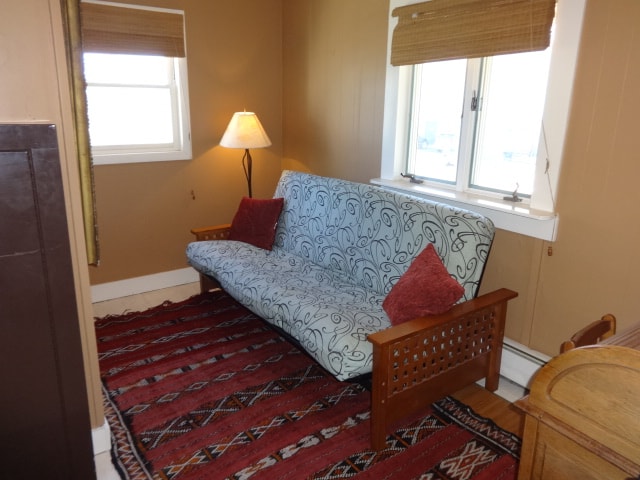 Image of Property Number 823