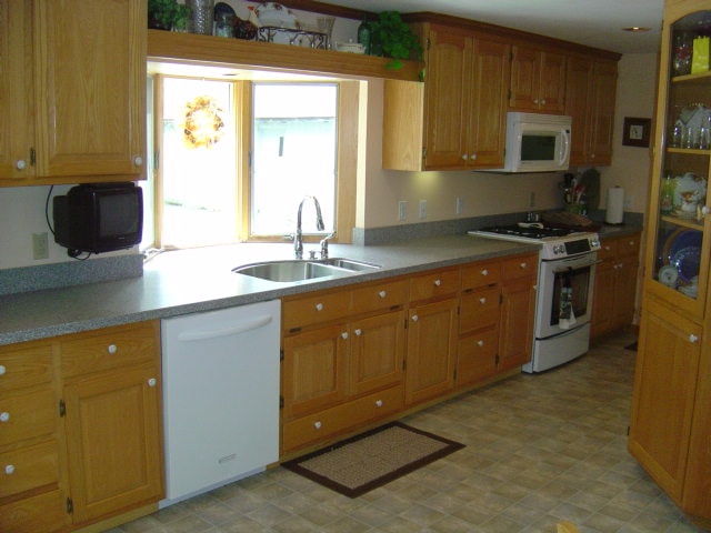 Image of Property Number 828