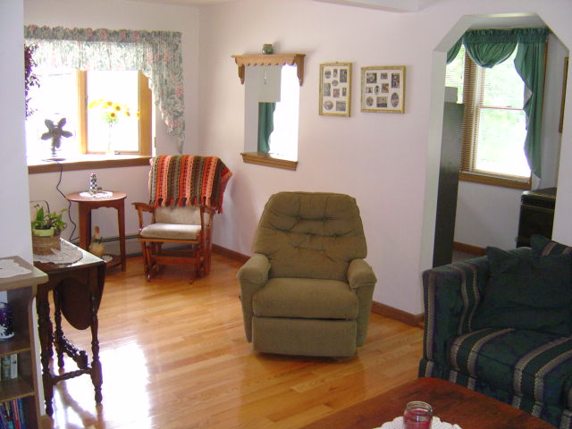 Image of Property Number 828